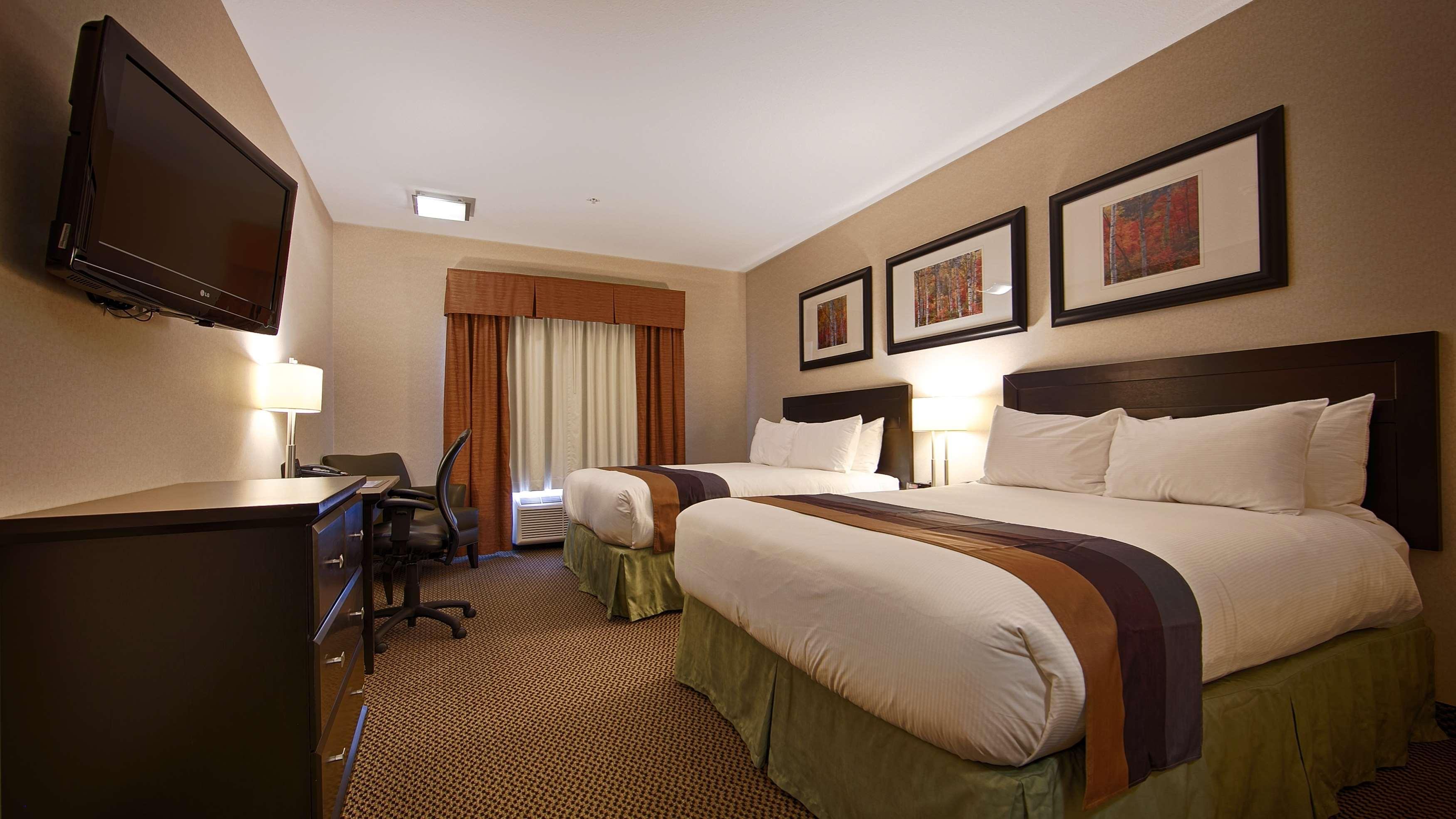 Best Western Wainwright Inn & Suites Экстерьер фото