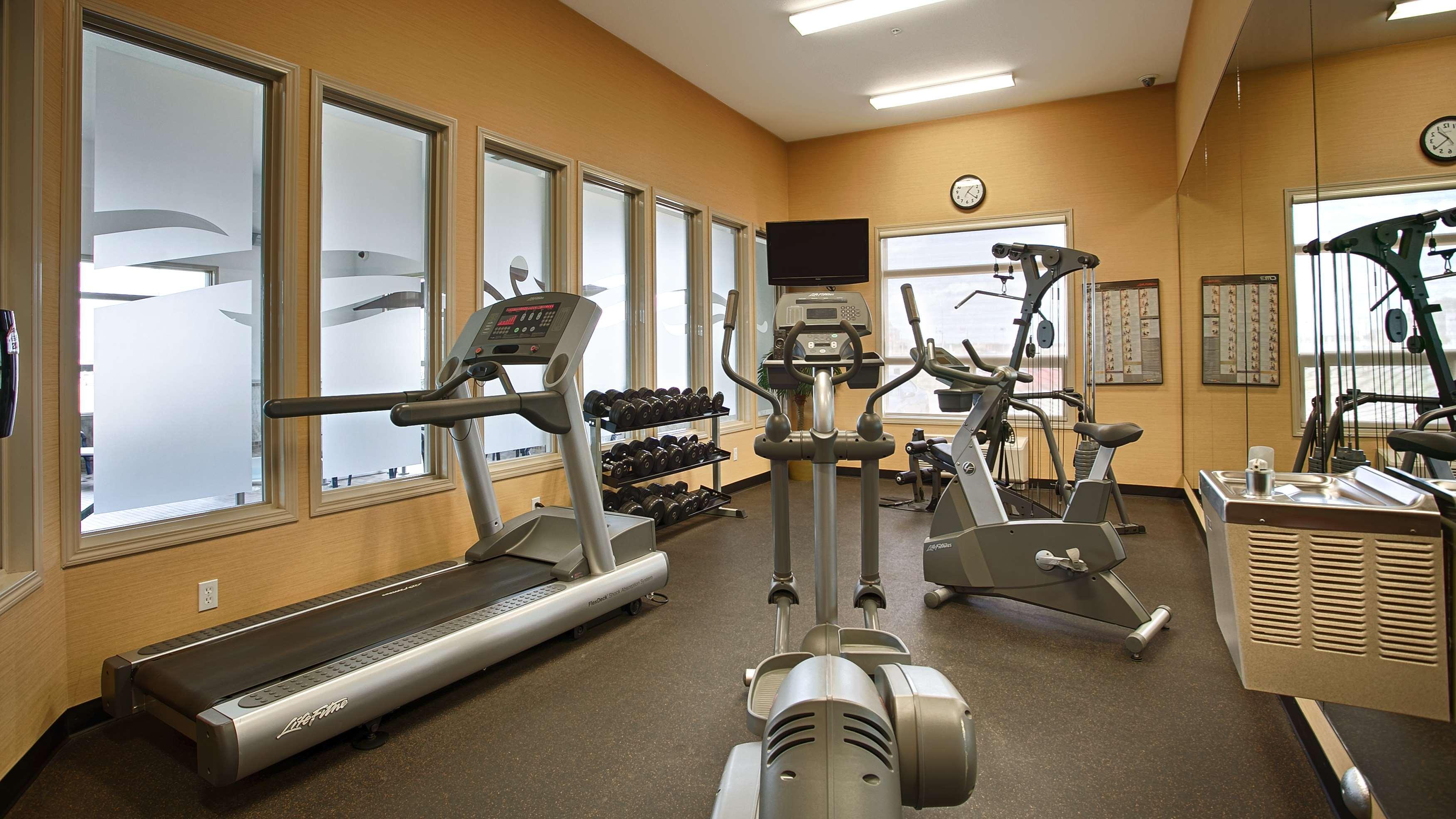 Best Western Wainwright Inn & Suites Экстерьер фото