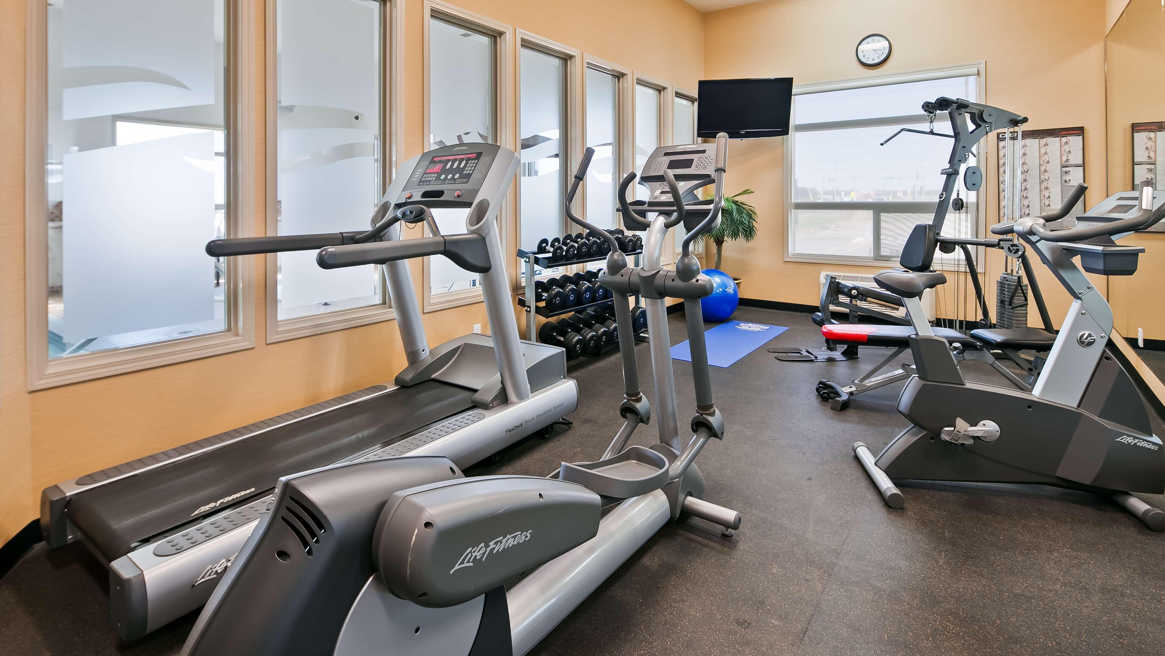 Best Western Wainwright Inn & Suites Экстерьер фото