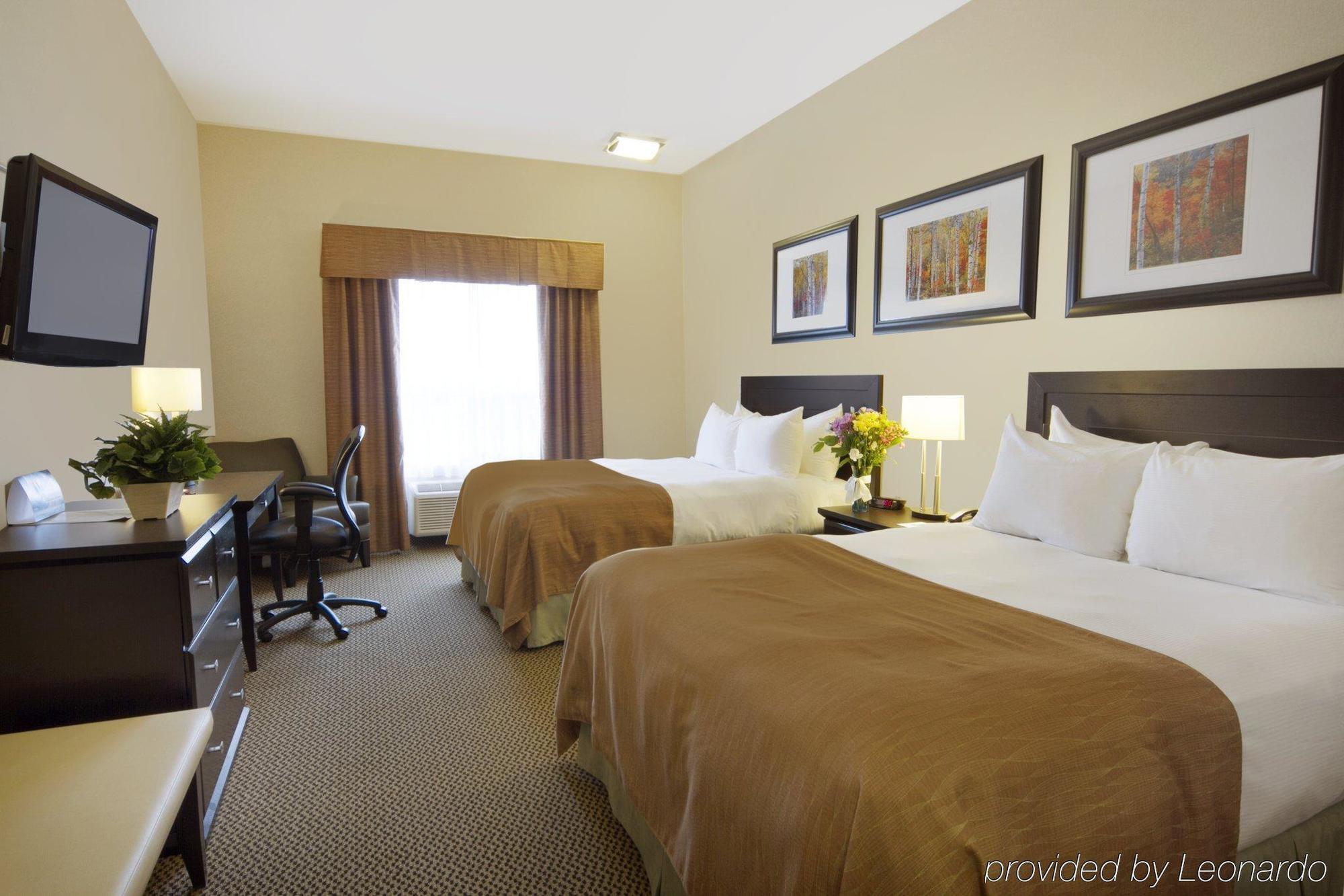 Best Western Wainwright Inn & Suites Экстерьер фото