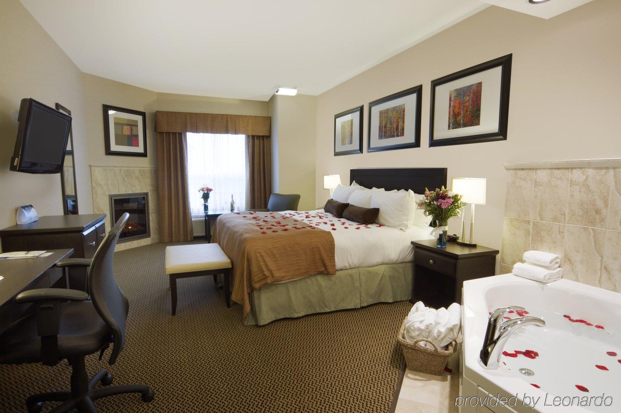 Best Western Wainwright Inn & Suites Экстерьер фото