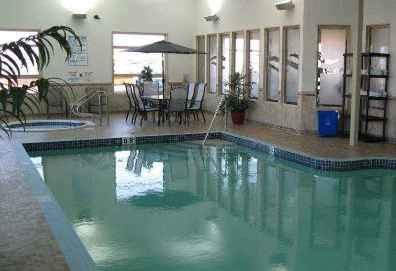 Best Western Wainwright Inn & Suites Экстерьер фото