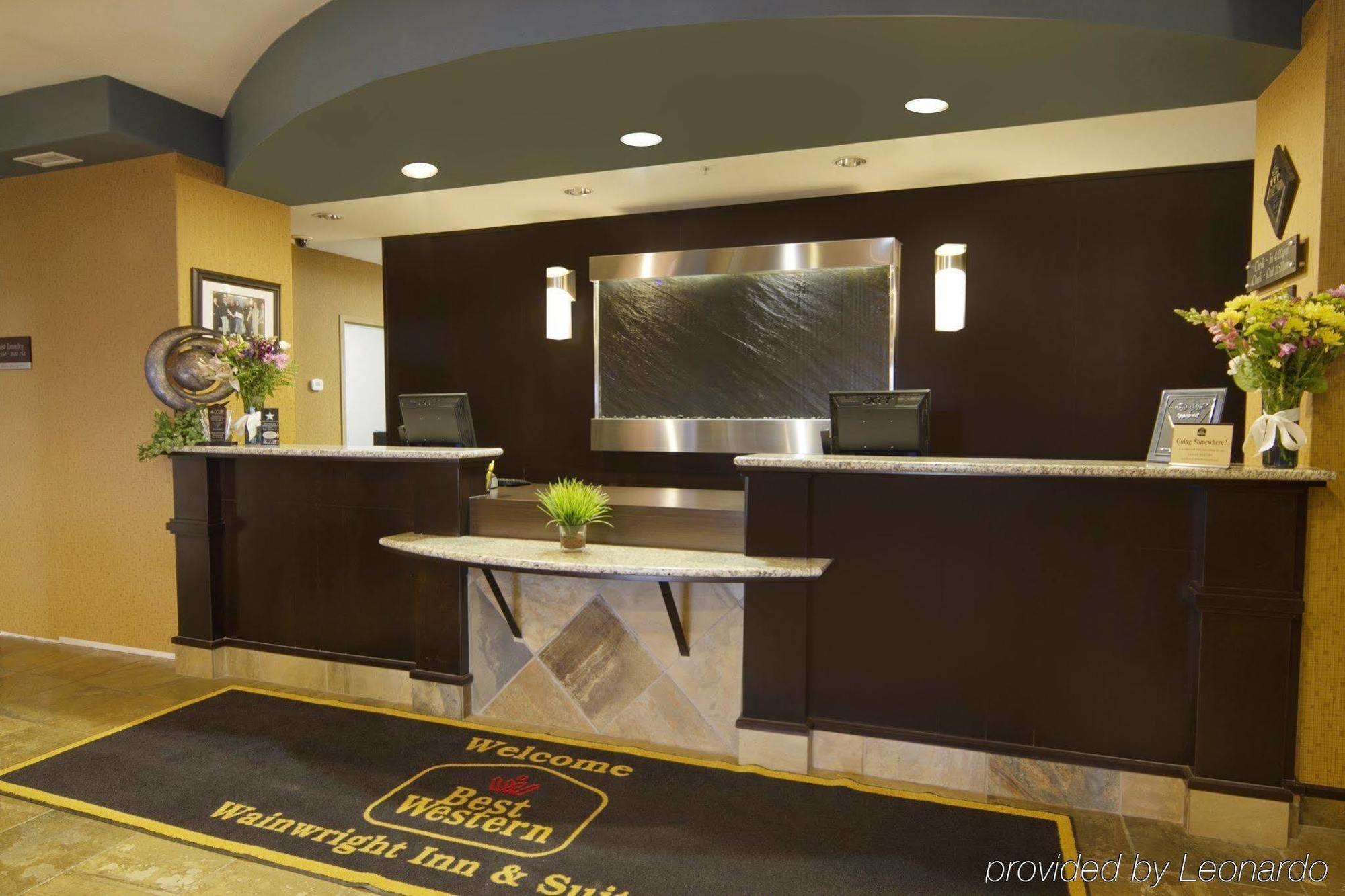 Best Western Wainwright Inn & Suites Экстерьер фото
