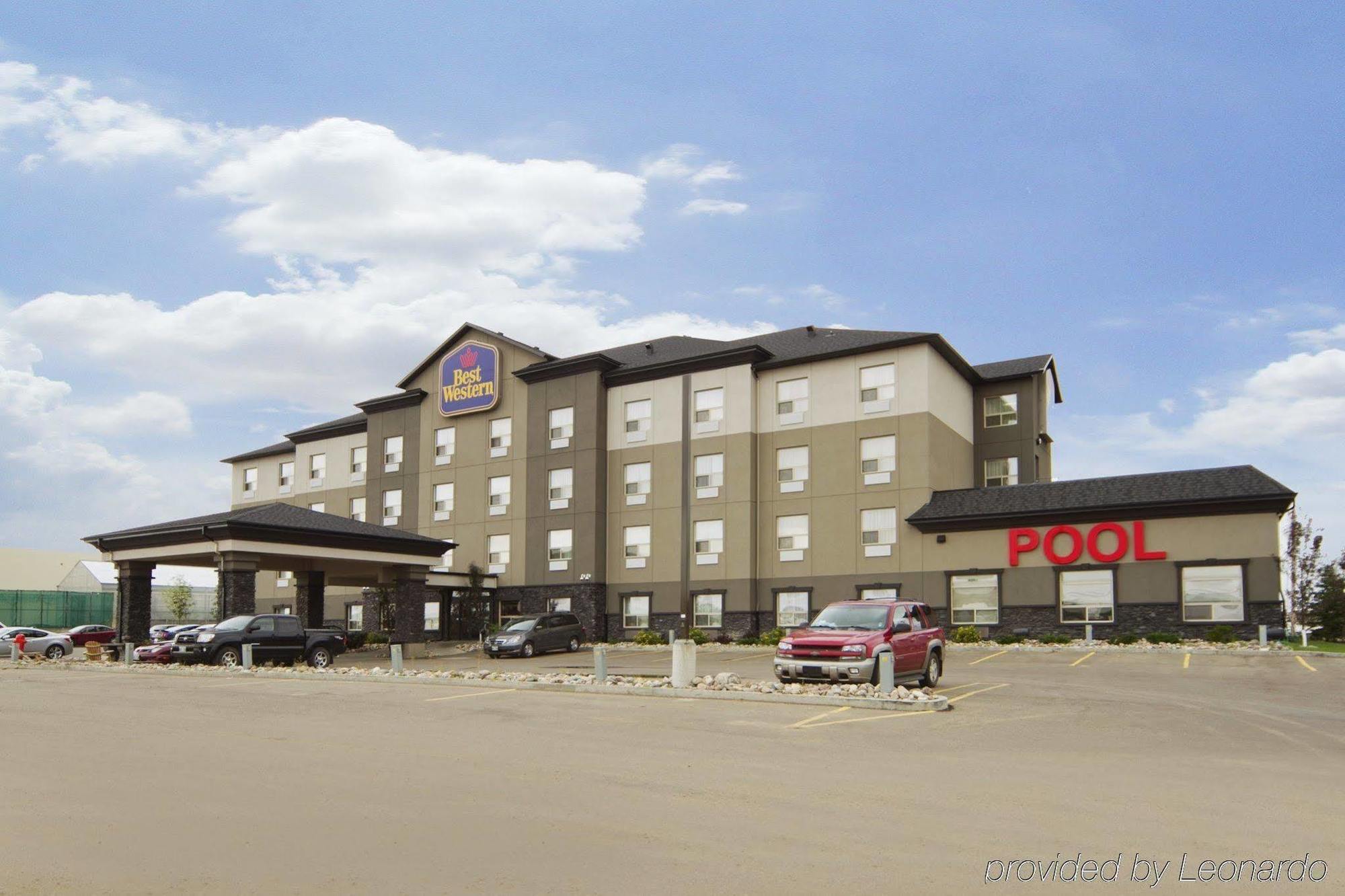 Best Western Wainwright Inn & Suites Экстерьер фото